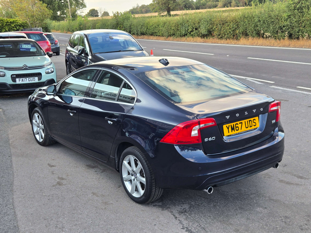Volvo S60 D4 R-design Lux Nav Black #14