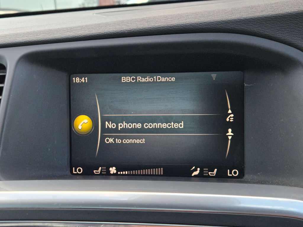 Volvo S60 D4 R-design Lux Nav Black #36