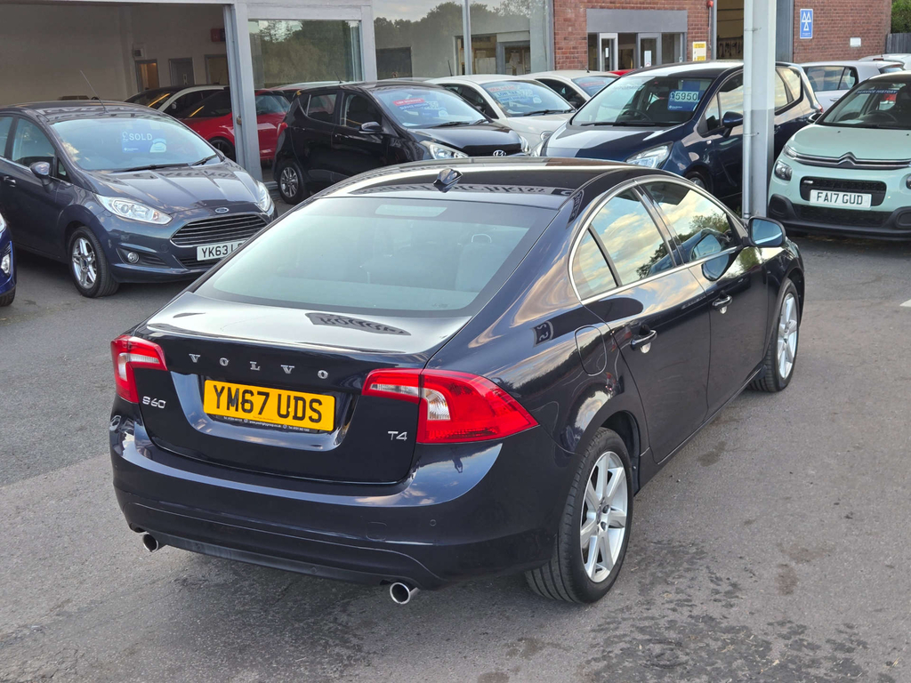 Volvo S60 D4 R-design Lux Nav Black #15