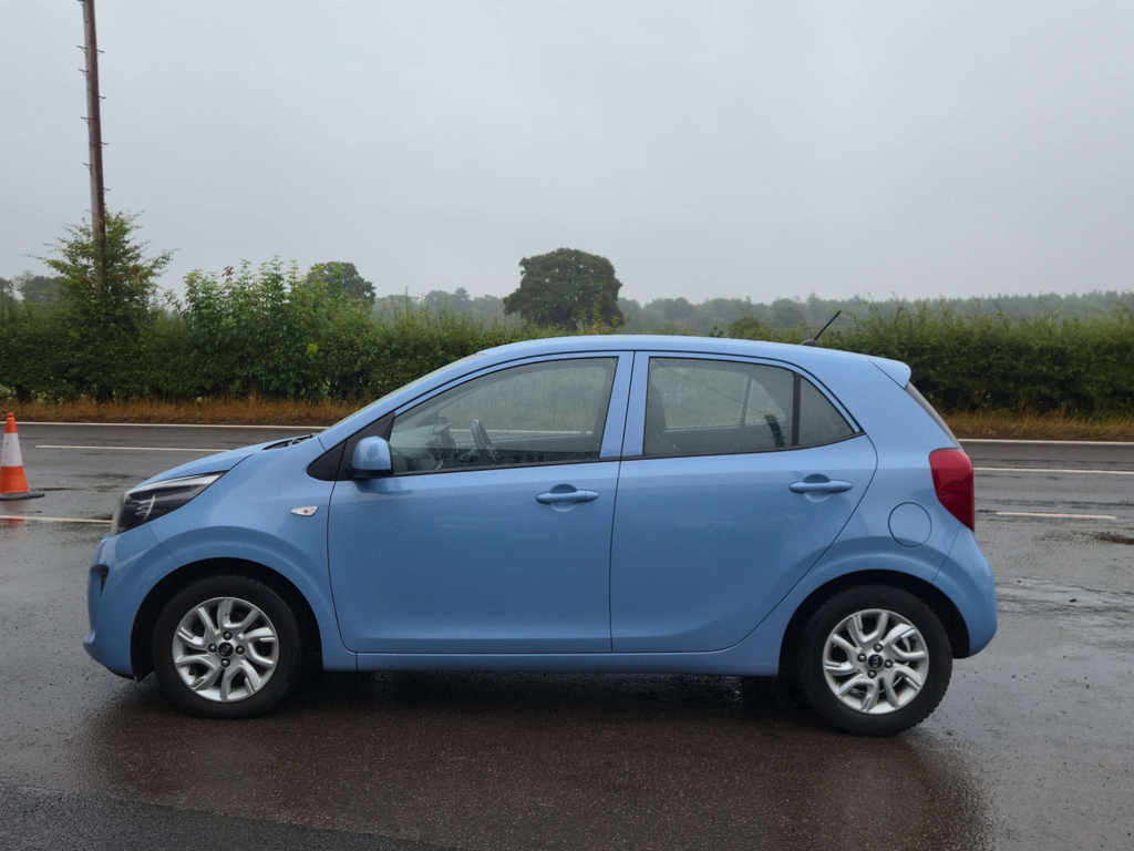 Kia Picanto 2 Auto HK67AVV #3