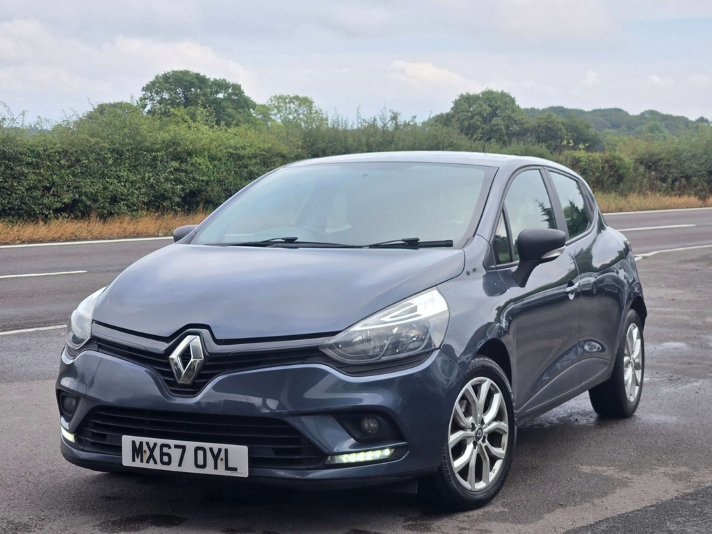 Renault Clio Iconic Hatchback Euro 6 Ss
