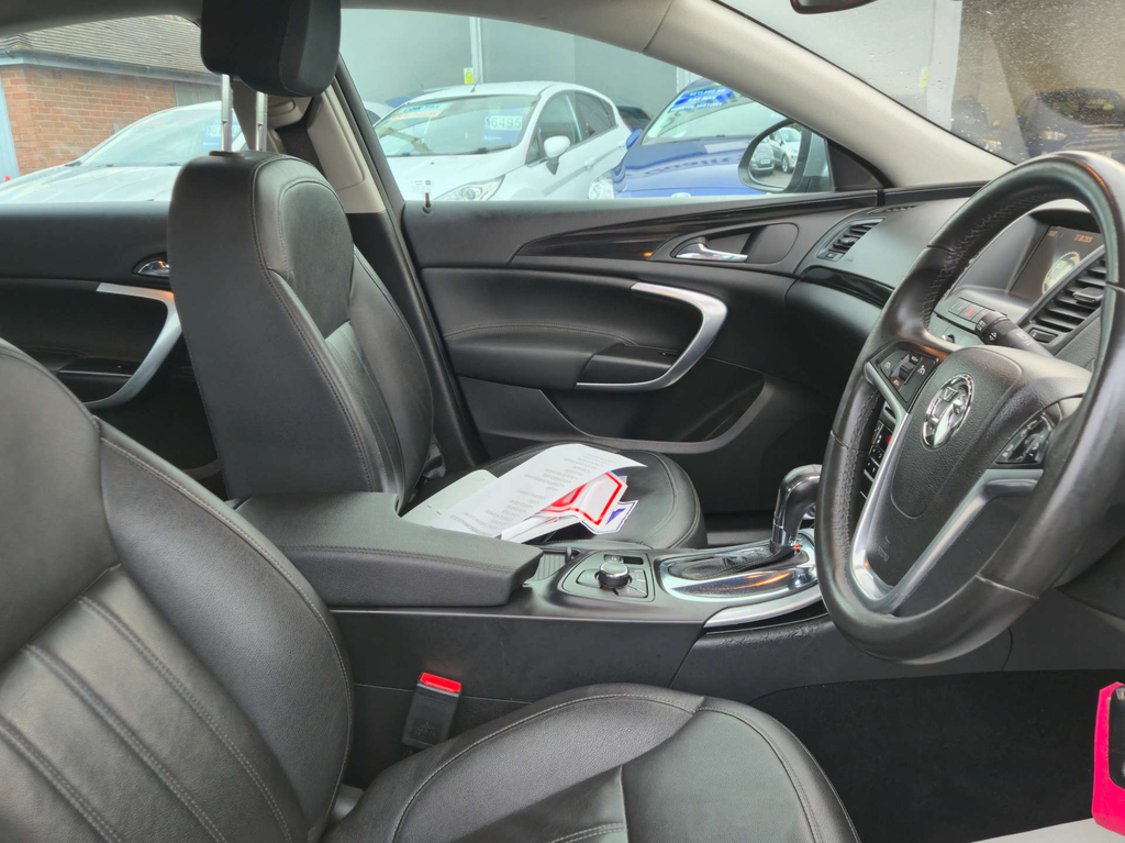 Vauxhall Insignia Hatchback 2.0 Silver #20