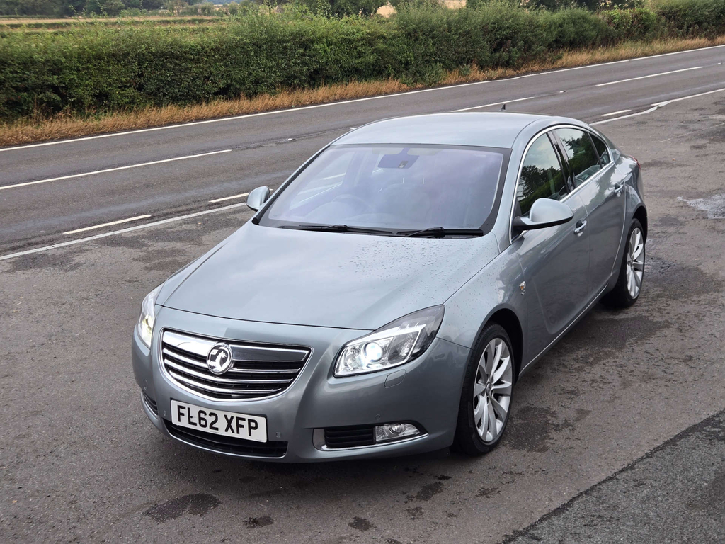 Vauxhall Insignia Hatchback 2.0 Silver #13