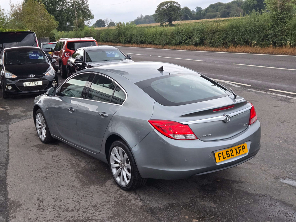 Vauxhall Insignia Hatchback 2.0 Silver #14