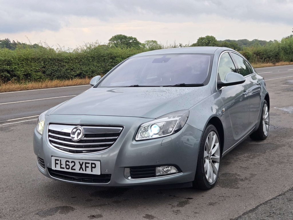 Vauxhall Insignia Hatchback 2.0 Silver #12