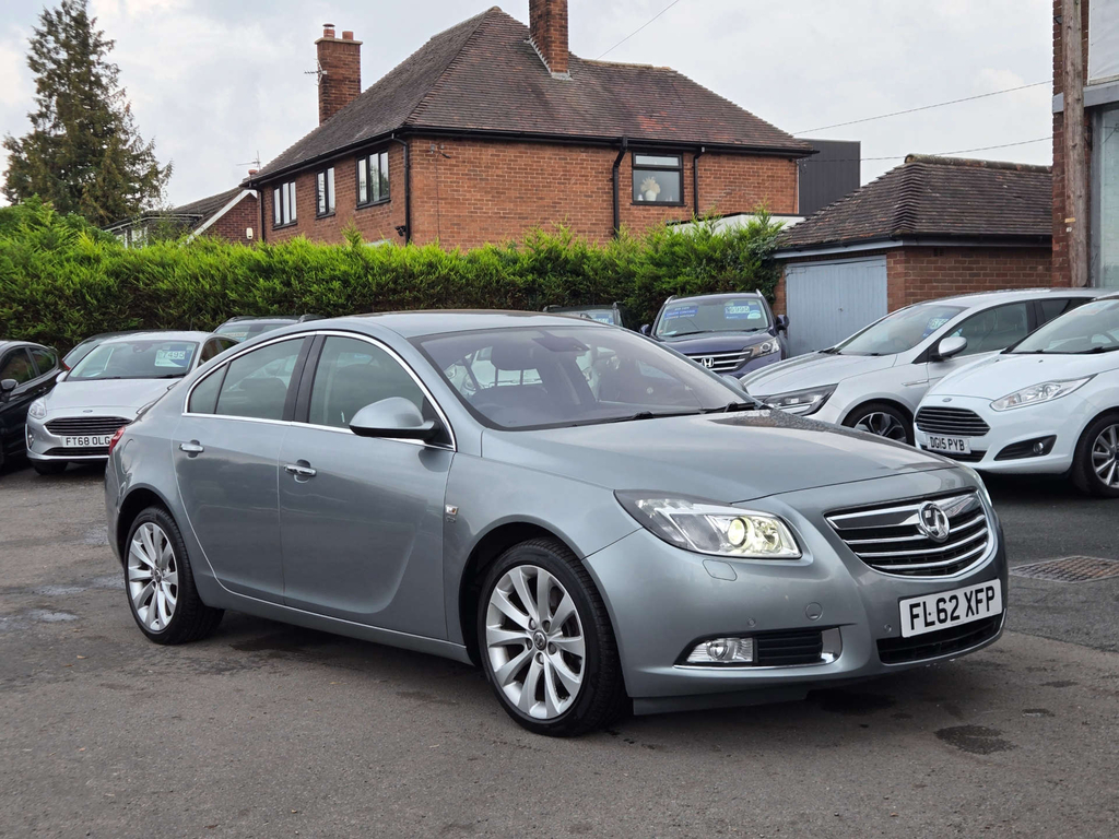 Vauxhall Insignia Hatchback 2.0 Silver #9