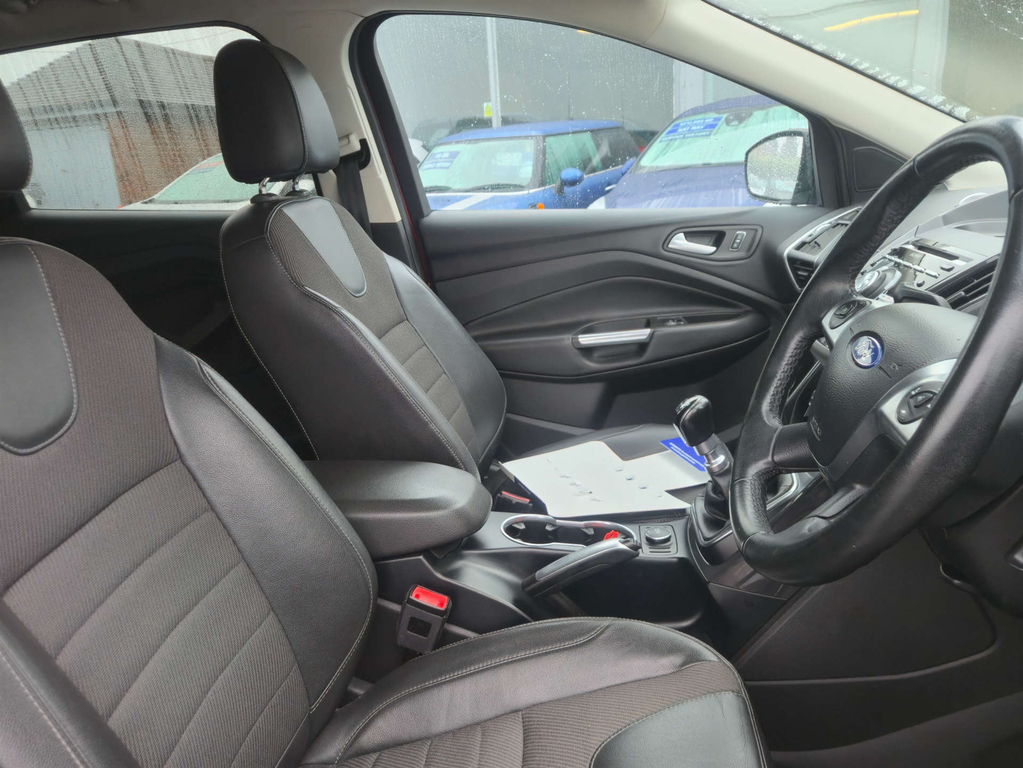 Ford Kuga Titanium X Red #21