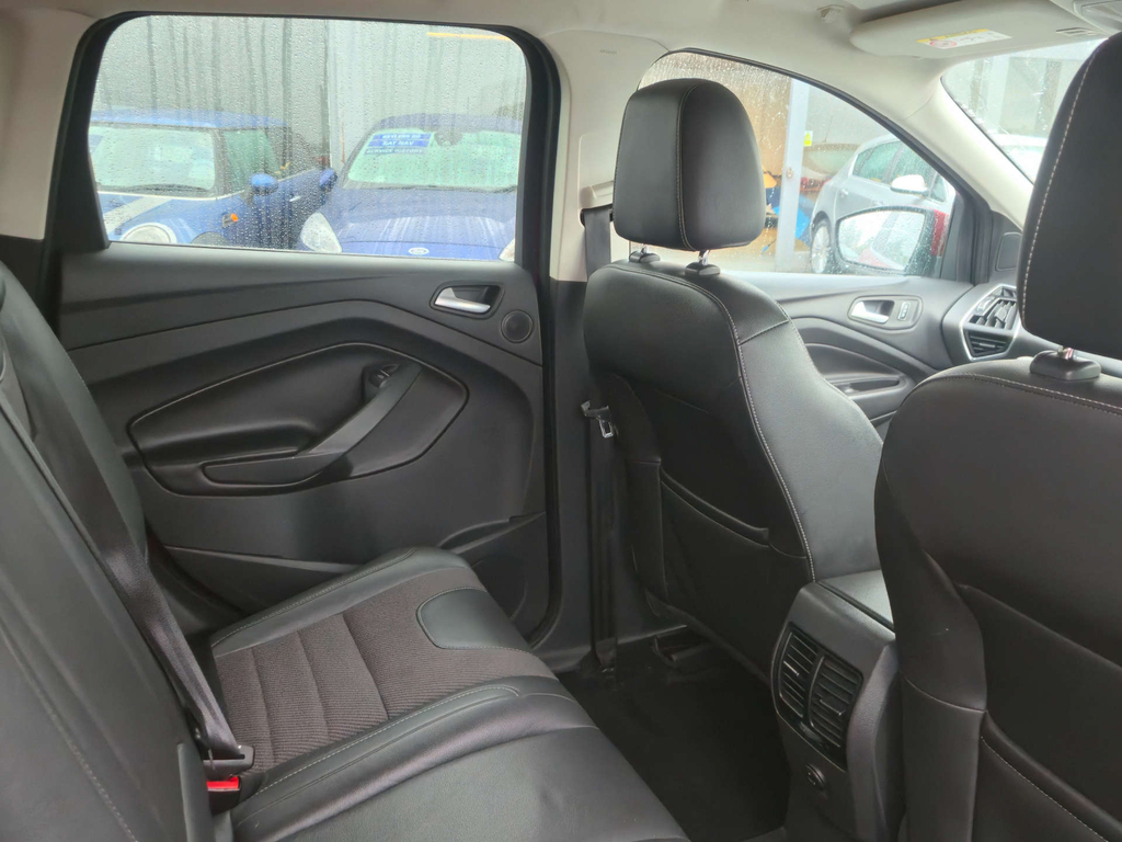 Ford Kuga Titanium X Red #26