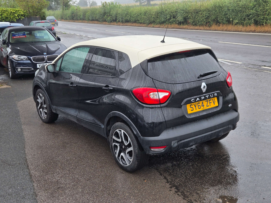 Renault Captur  Brown #12
