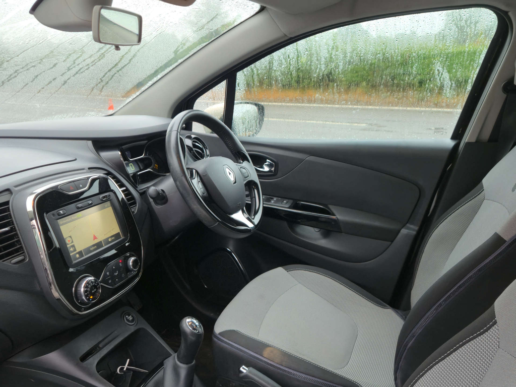 Renault Captur  Brown #28