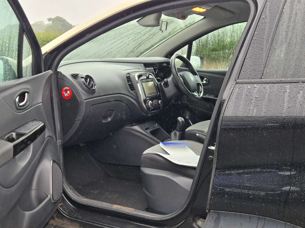 Renault Captur  Brown #26