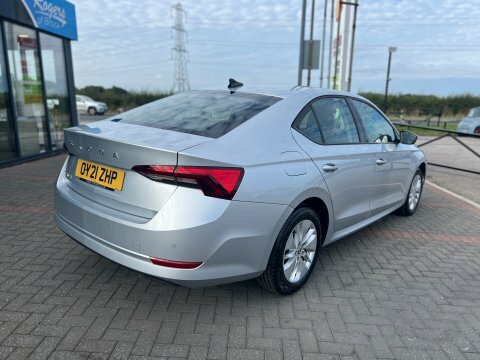 Skoda Octavia Se Technology Tsi OY21ZHP Silver #6
