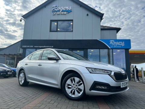 Skoda Octavia Se Technology Tsi OY21ZHP Silver #2