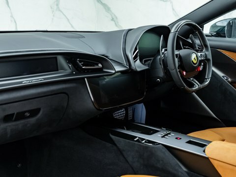 Ferrari 3.9 T V8 Crema #20