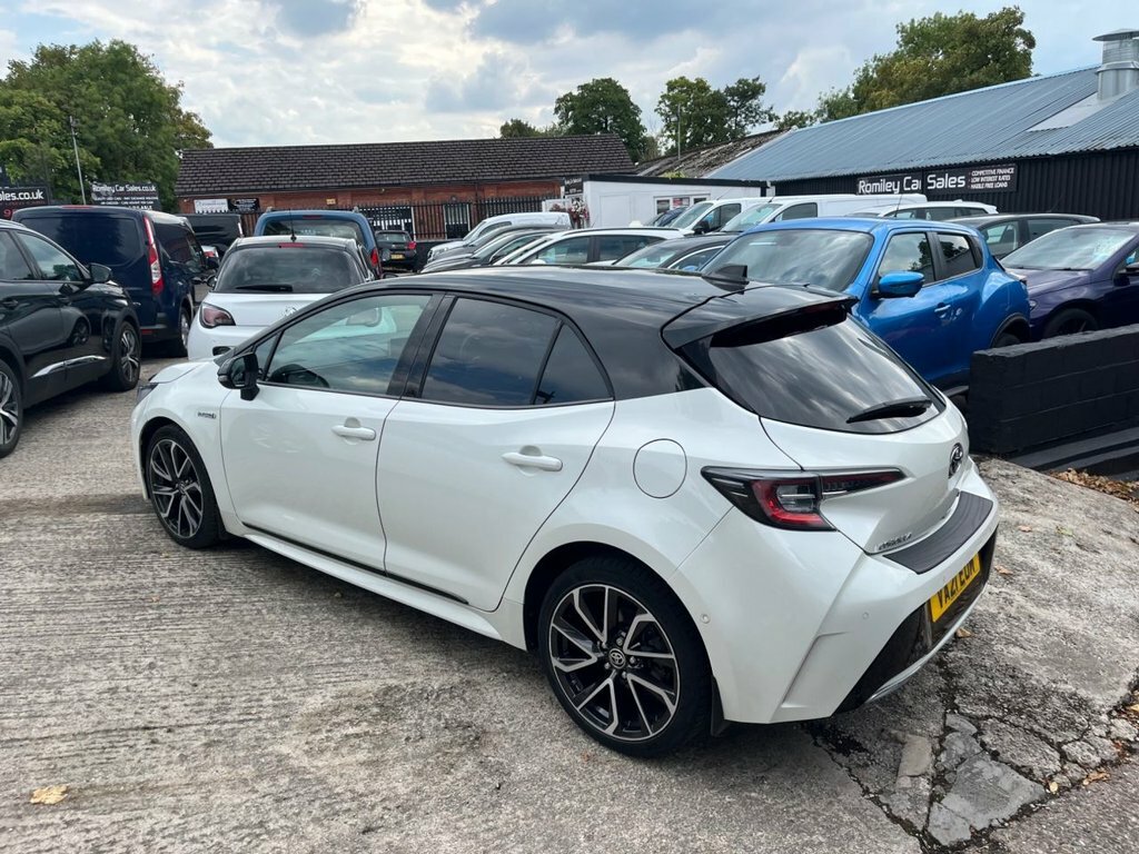 Toyota Corolla 2L Excel VA21EUM White #2
