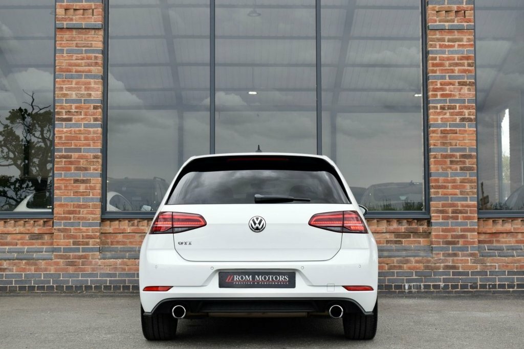 Volkswagen Golf 2L Gti CV17LNJ White #6