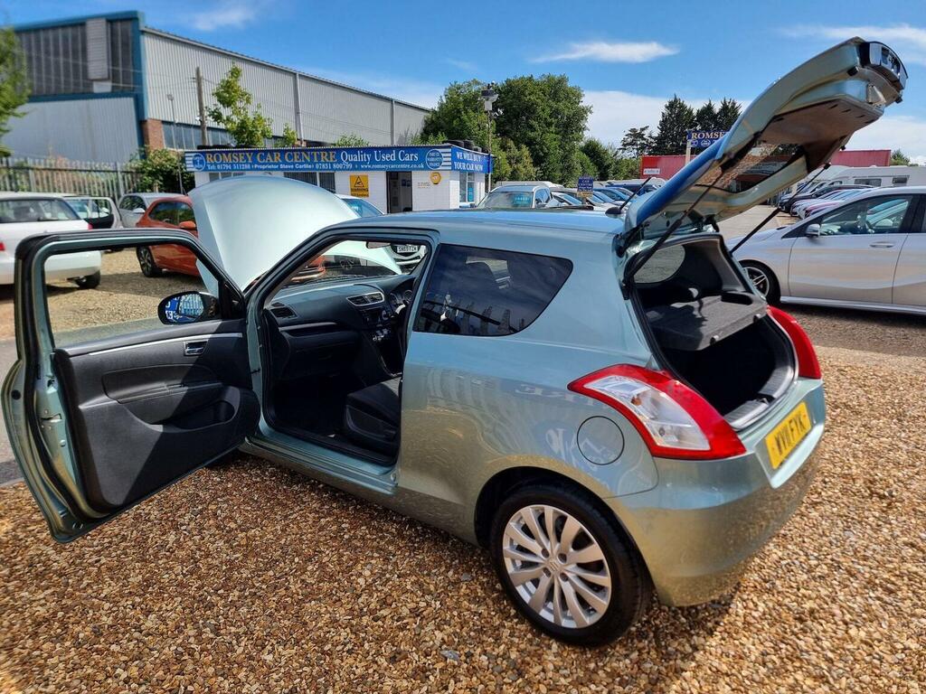 Suzuki Swift Hatchback White #11