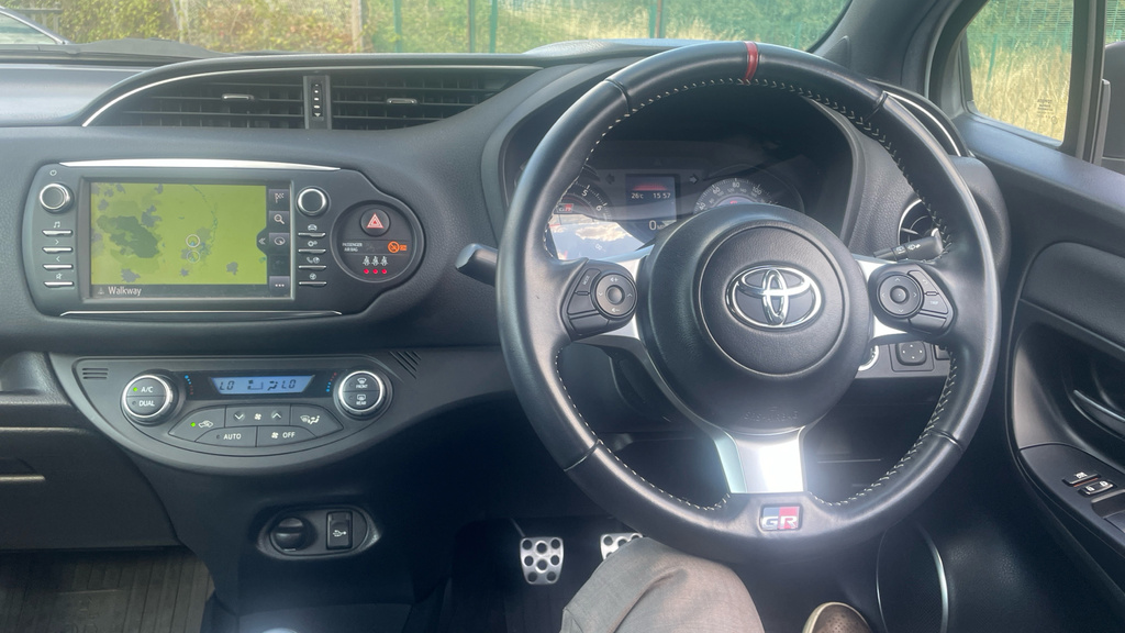 Toyota Yaris 1.8 Dual Vvt-i Grmn Euro 6 White #6