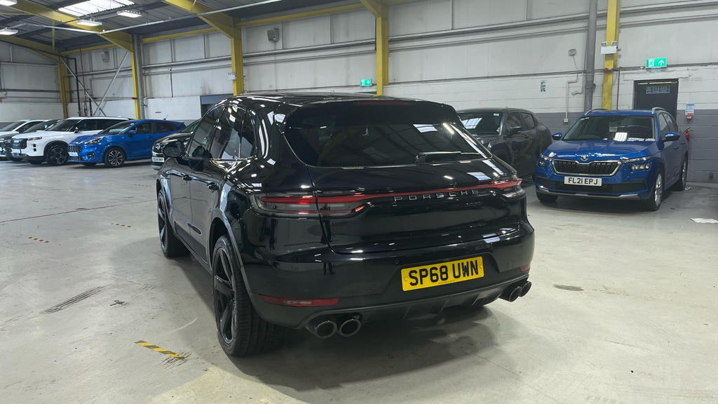 Porsche Macan 2018 67 S  #29