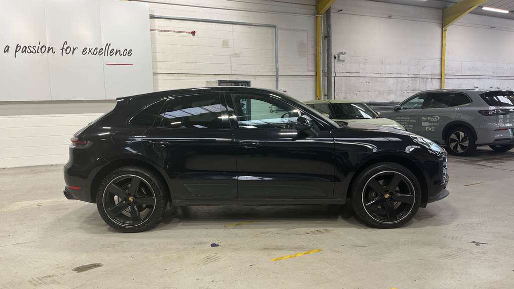 Porsche Macan 2018 67 S  #23