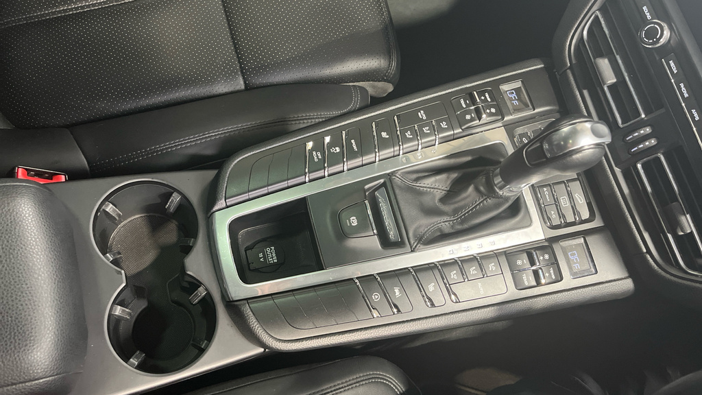 Porsche Macan 2018 67 S  #46