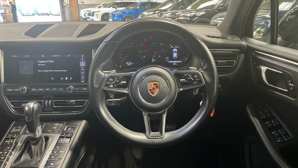 Porsche Macan 2018 67 S  #10