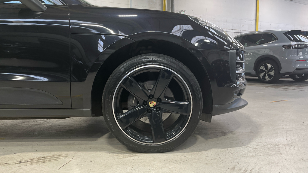 Porsche Macan 2018 67 S  #25