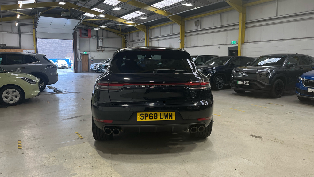 Porsche Macan 2018 67 S  #26