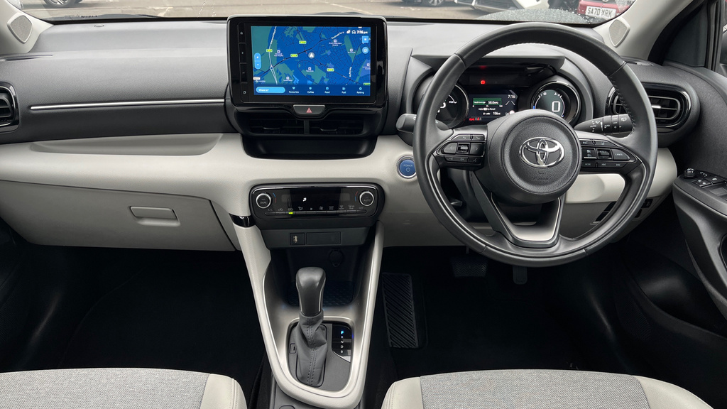 Toyota Yaris 1.5 Vvt-h Excel E-cvt Euro Brown #6