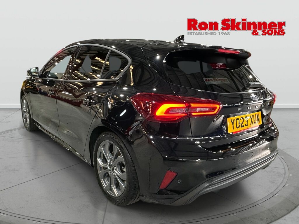 Ford Focus 1.0T Ecoboost St-line Hatchback YO23XUN Black #3