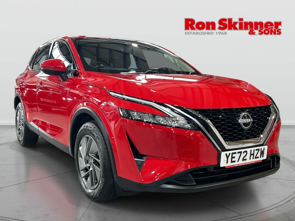 Nissan Qashqai 1.3 Dig-t Mhev Acenta Premium Suv Hybri Red