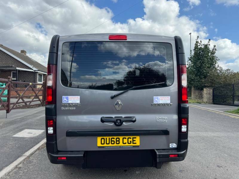 Renault Trafic Mpv Green #4