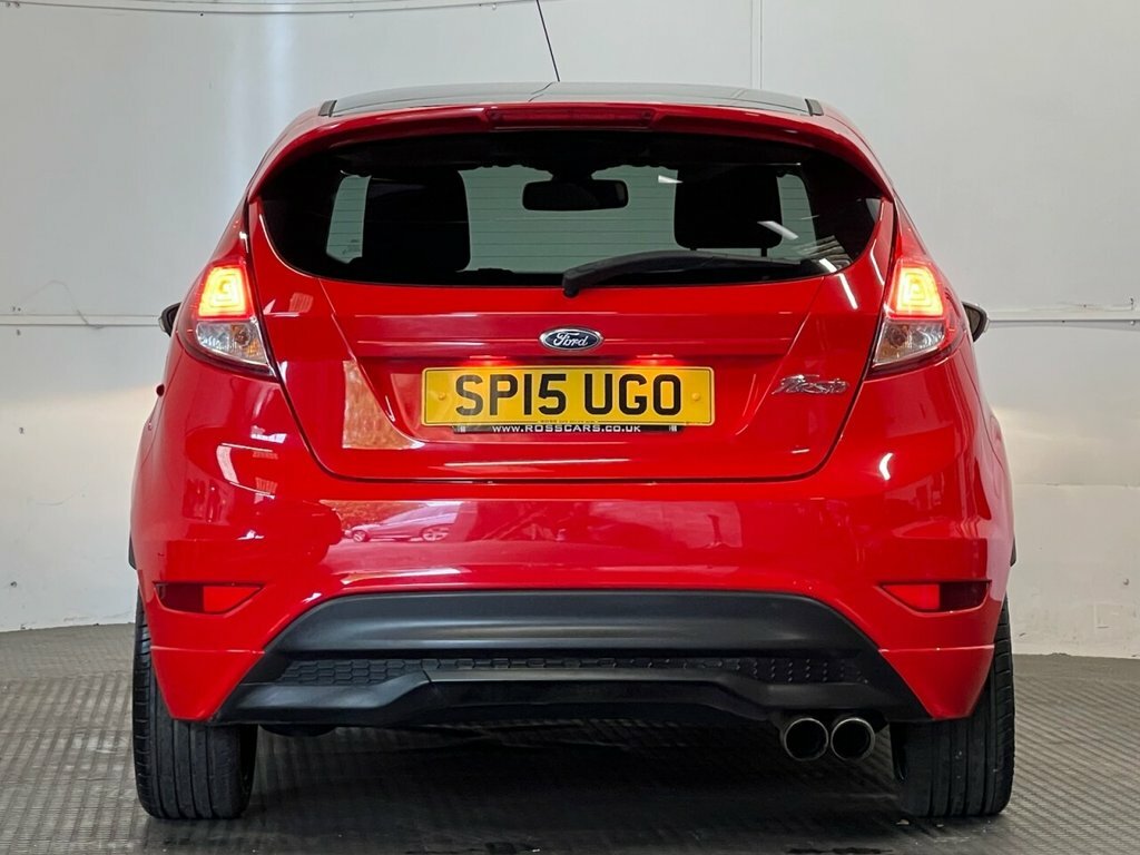 Ford Fiesta Hatchback SP15UGO Red #4