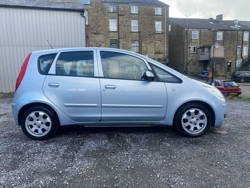 Mitsubishi Colt Hatchback Silver #7