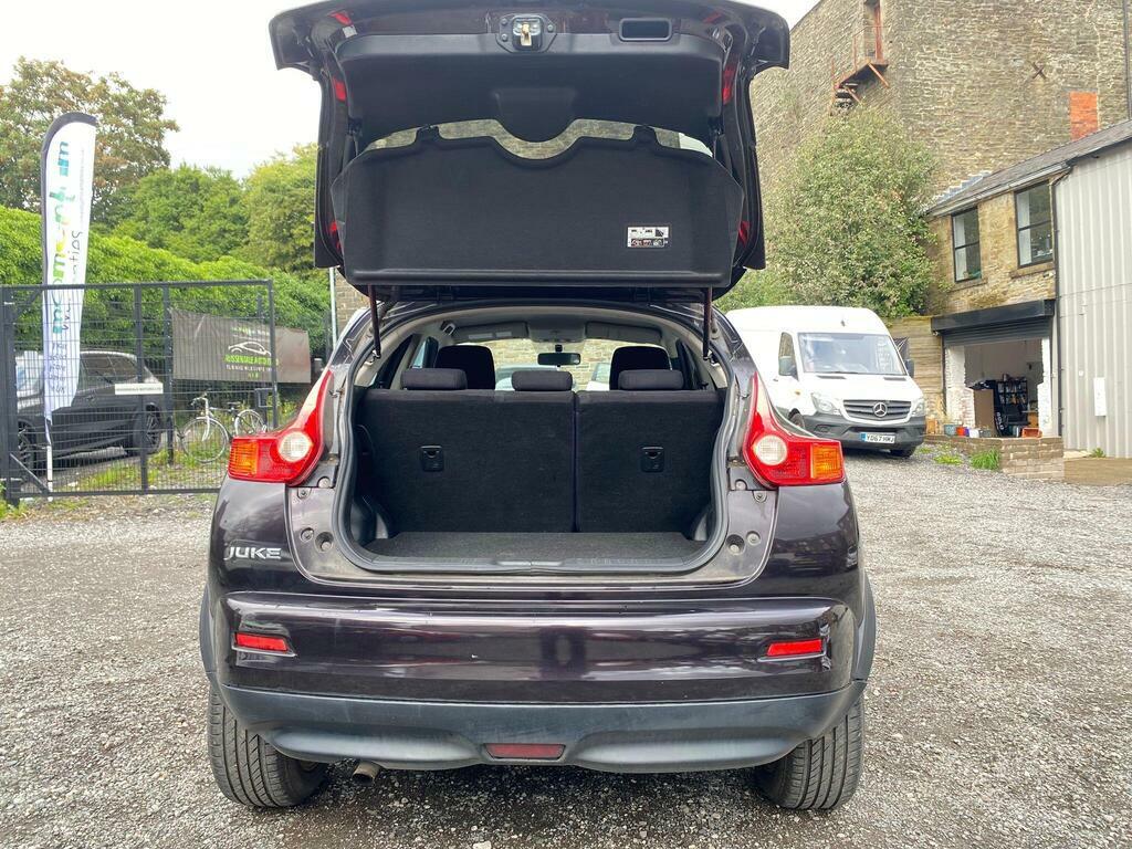Nissan Juke Hatchback Red #8