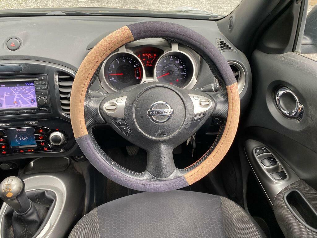 Nissan Juke Hatchback Red #14