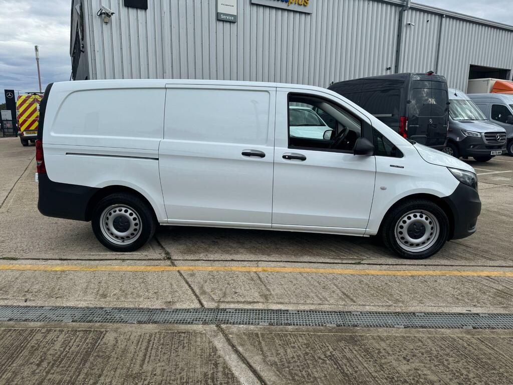 Mercedes-Benz eVito 116 E 66Kwh Progressive Fwd L2 6Dr Lwb White #4