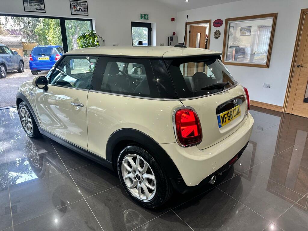 Mini Hatch 1.5 Cooper Steptronic Euro 6 S S WF68CUK White #5