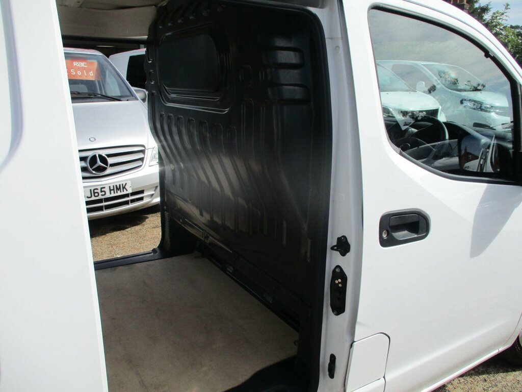 Nissan NV200 E Acenta Combi Rapid Plus Black #25