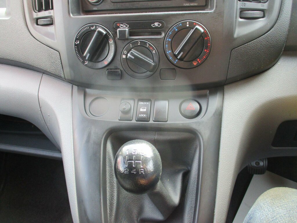 Nissan NV200 E Acenta Combi Rapid Plus Black #18