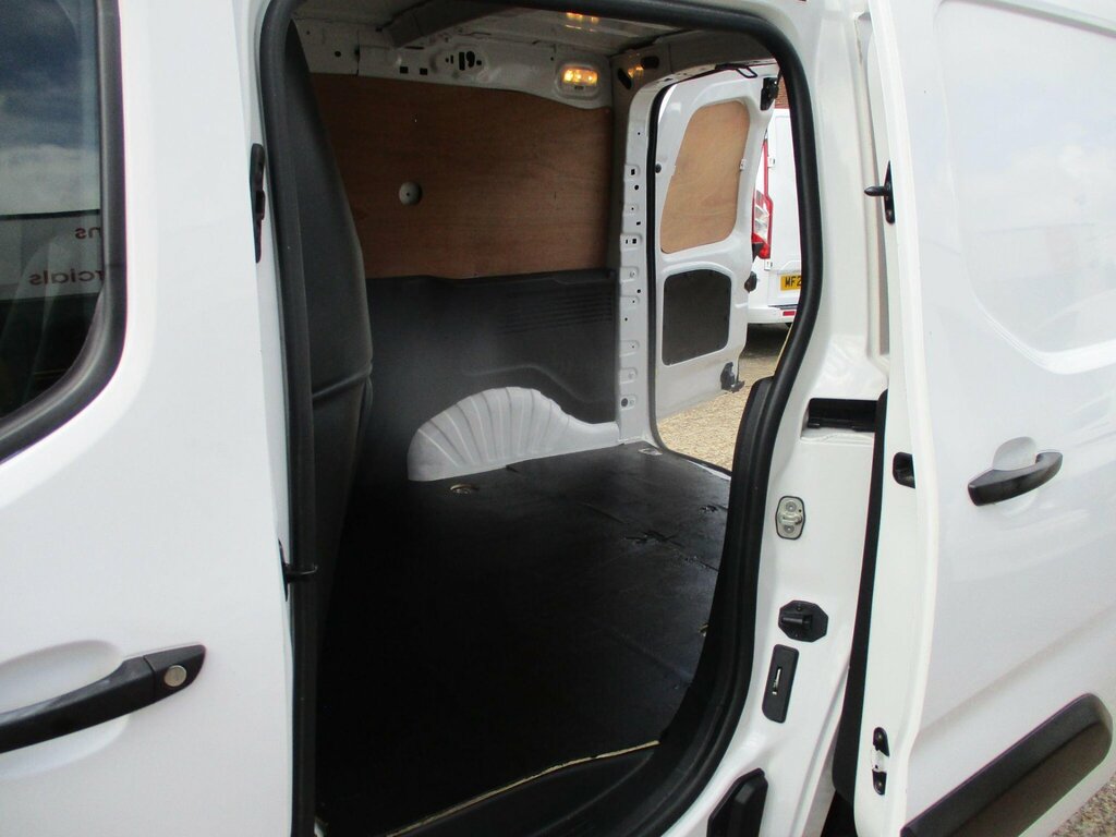 Peugeot Partner Panel Van White #19