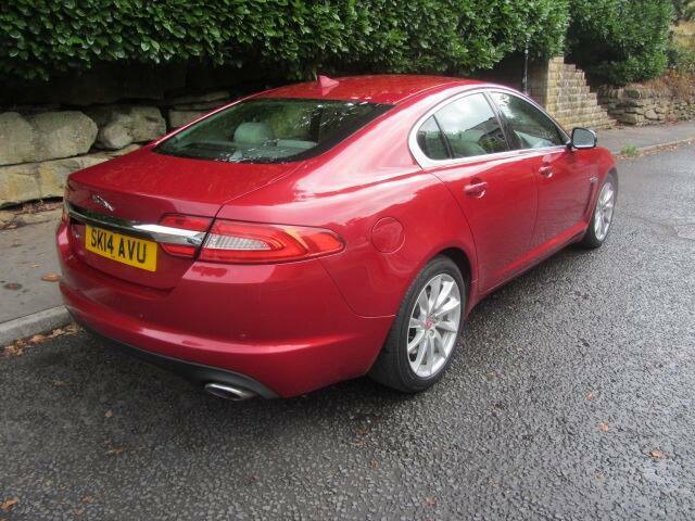 Jaguar XF 2.2D 200 Premium Luxury Red #6