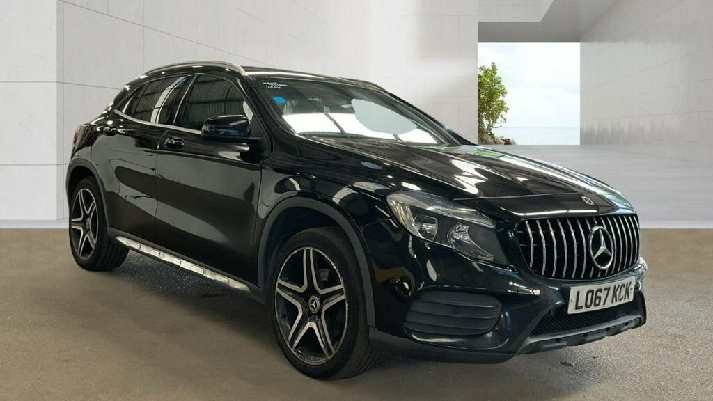 Mercedes-Benz GLA Class 2L Amg Line Black