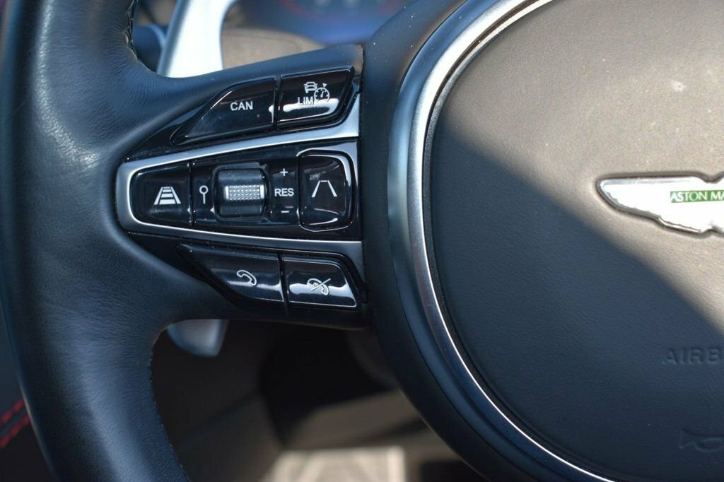Aston Martin DBX Hatchback Green #29