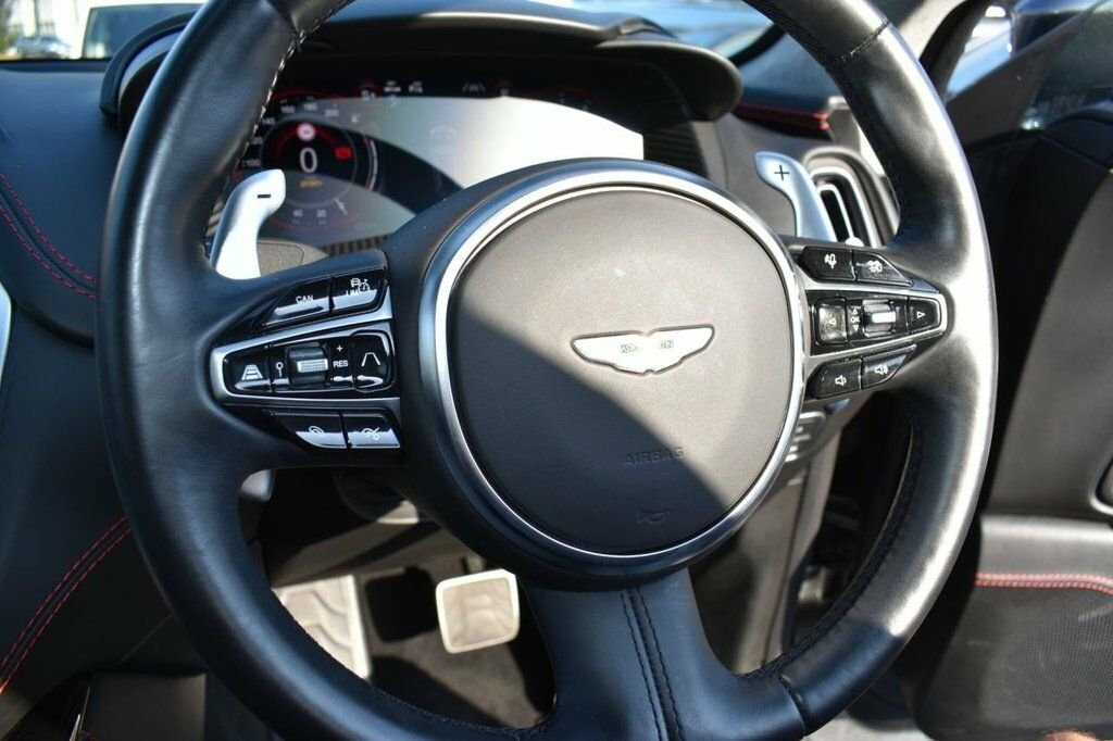 Aston Martin DBX Hatchback Green #30