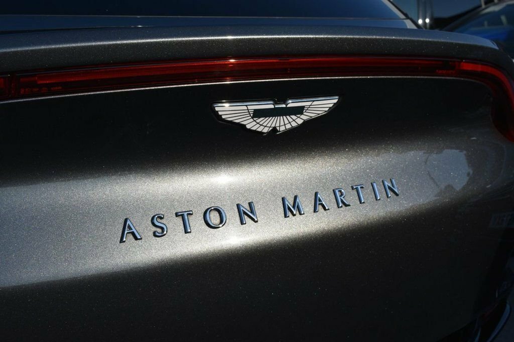 Aston Martin DBX Hatchback Green #52