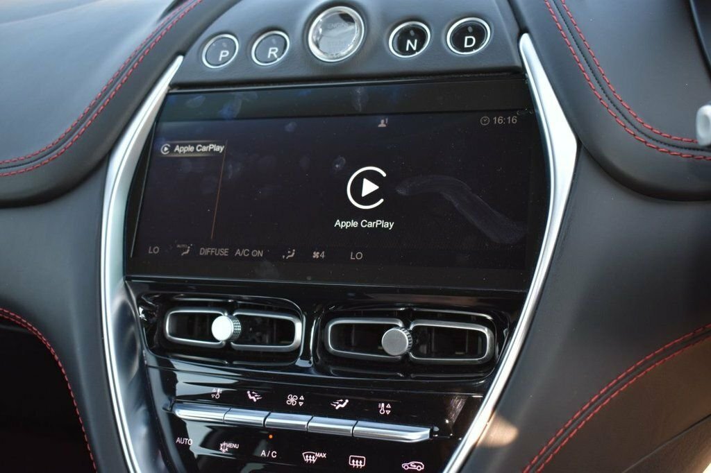 Aston Martin DBX V8 Silver #6