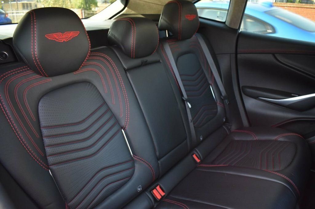 Aston Martin DBX Hatchback Green #33