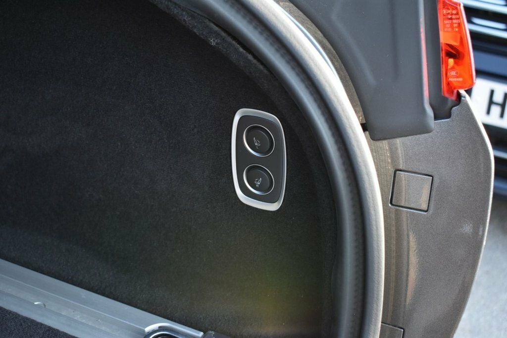 Aston Martin DBX Hatchback Green #46