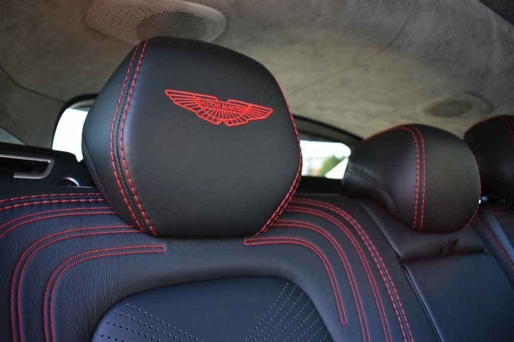 Aston Martin DBX Hatchback Green #31